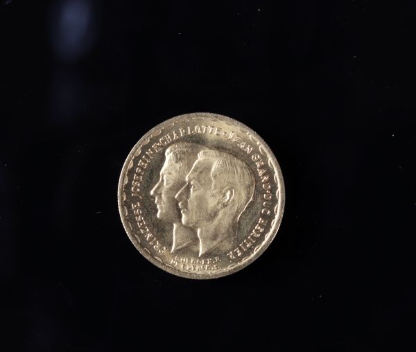 Piece Or 20 Francs 1953 à l'effigie du Grand Duc Jean et de la Princesse Charlotte