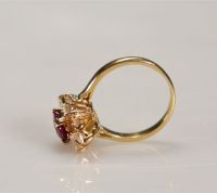 Bague en or (18k) Rubis et diamants (8gr)
