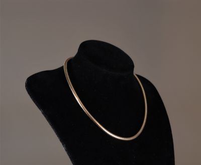 Collier en or jaune 18k (51.82gr)