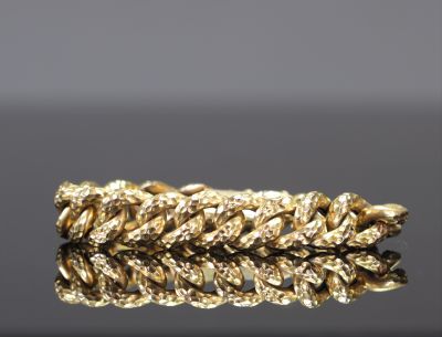 Bracelet en or jaune 18k (18.69gr)