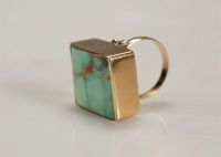 Bague or (14k) et pierre verte (19gr)